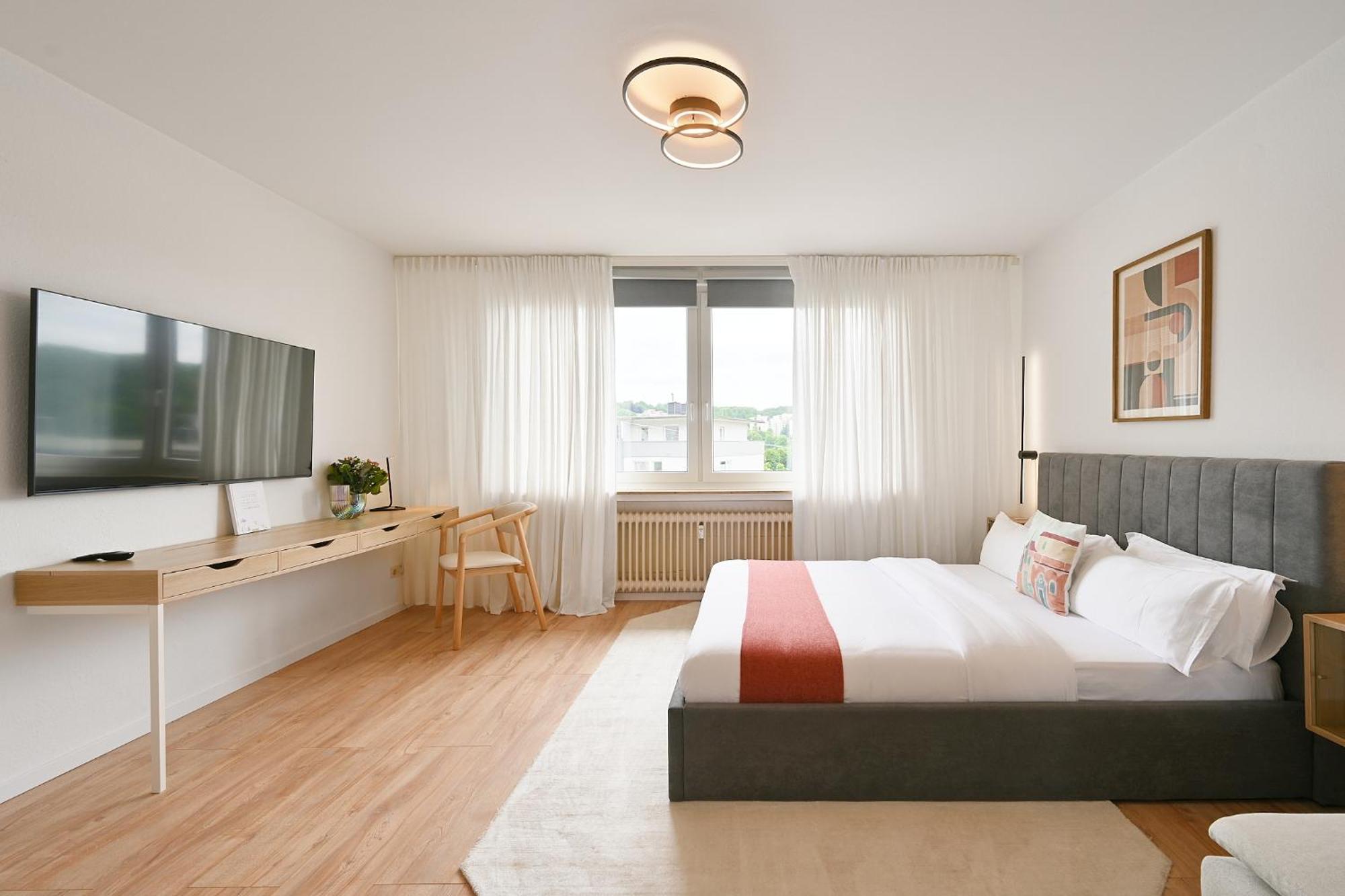 Beautiful And Stylish 1-bedroom With Kitchen And King Size Bed Apartment Wuppertal
